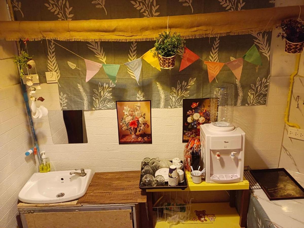 Me Hostel & Homestay At Haadrin Haad Rin Dış mekan fotoğraf