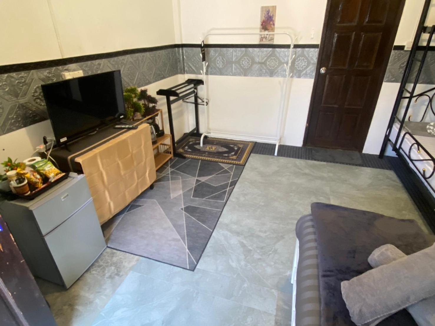 Me Hostel & Homestay At Haadrin Haad Rin Dış mekan fotoğraf
